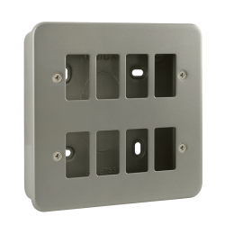 Click CL20508 Frontplate & Back Box 8G