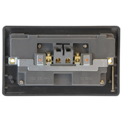 Click CMA1836AG Socket 1G DP Swd 13A