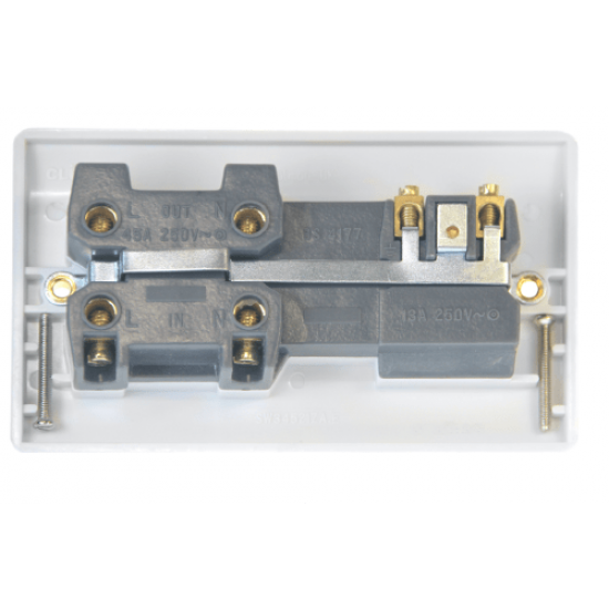 Click CMA204 CCU & 13A Socket 45A Whi