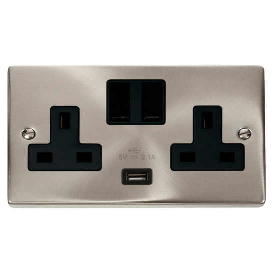 Click VPSC770BK Socket 2G Swd & USB 13A